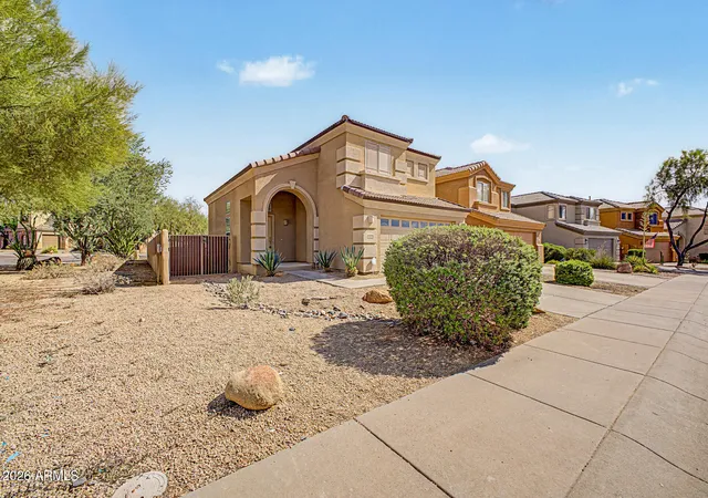 Photo 4 of Single family home for sale at 4945 E Roberta Dr, Cave Creek, AZ 85331 | MLS# 7077466 | Listing updated on 2026-09-09