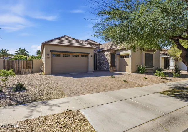 Photo 3 of Single family home for sale at 22377 E Sentiero Dr, Queen Creek, AZ 85142 | MLS# 7078772 | Listing updated on 2026-09-11