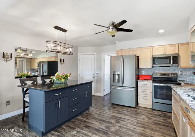 Photo 2 of Single family home for sale at 9301 W Wild Horse Ct, Sun City, AZ 85373 | MLS# 7078487 | Listing updated on 2026-09-11