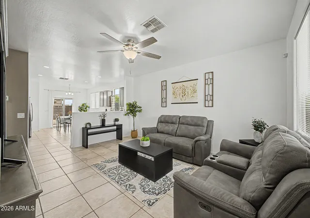 Photo 4 of Single family home for sale at 7355 W Hughes Dr, Phoenix, AZ 85043 | MLS# 7078756 | Listing updated on 2026-10-22