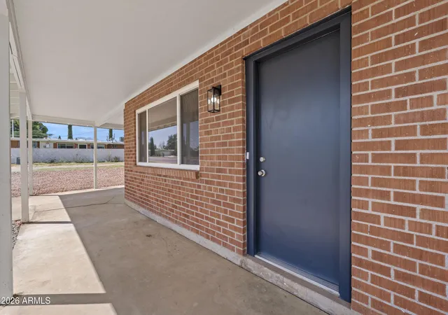 Photo 2 of Single family home for sale at 340 N Lenzner Ave, Sierra Vista, AZ 85635 | MLS# 7077464 | Listing updated on 2026-09-09