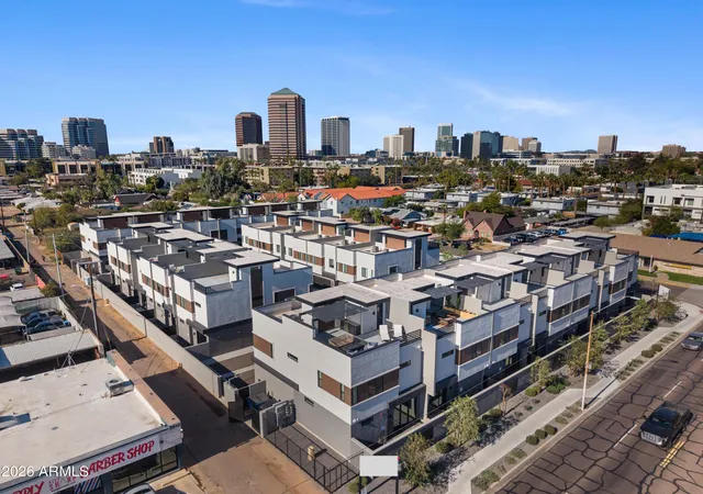 Photo 2 of Townhouse for sale at 377 E Windsor Ave #21, Phoenix, AZ 85004 | MLS# 7078067 | Listing updated on 2026-09-11