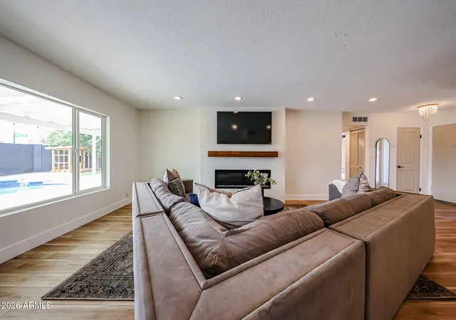 Photo 4 of Single family home for sale at 5209 E Beck Ln, Scottsdale, AZ 85254 | MLS# 7077582 | Listing updated on 2026-09-09