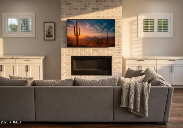 Photo 1 of Single family home for sale at 702 E Desert Park Ln, Phoenix, AZ 85020 | MLS# 7077595 | Listing updated on 2026-09-10