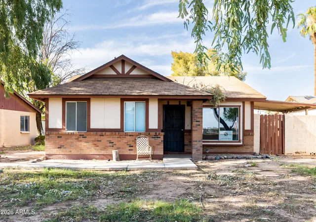 Townhouse for sale at 876 S Nebraska St #10, Chandler, AZ 85225 | MLS# 7077600