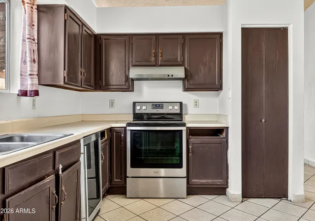 Photo 2 of Townhouse for sale at 876 S Nebraska St #10, Chandler, AZ 85225 | MLS# 7077600 | Listing updated on 2026-09-09