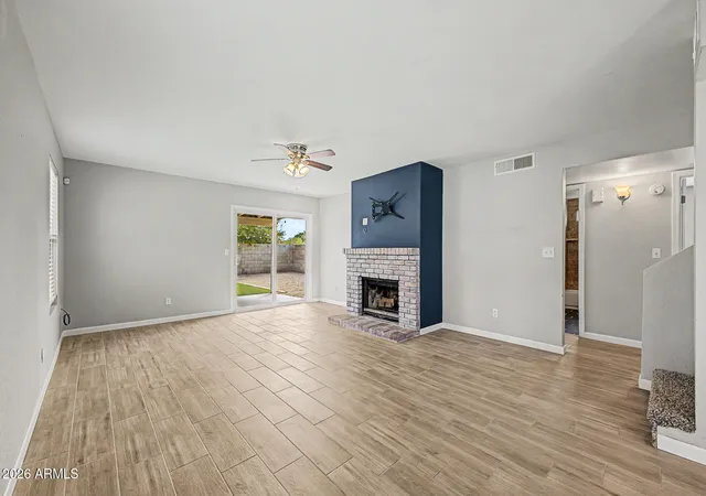 Photo 3 of Single family home for sale at 11825 N 75th Drive, Peoria, AZ 85345 | MLS# 7078192 | Listing updated on 2026-09-13