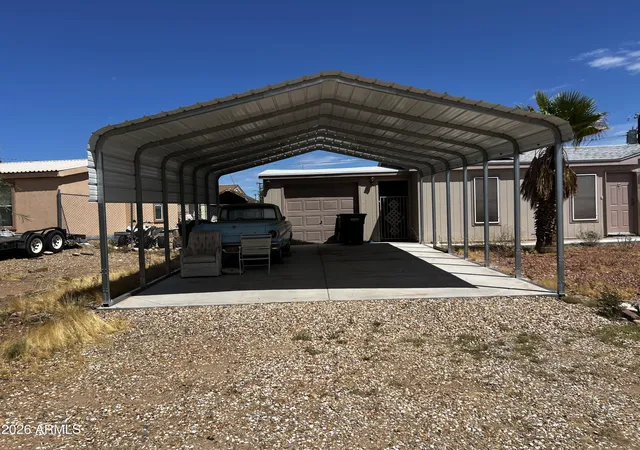 Photo 2 of Manufactured home for sale at 213 Gompers Cir, Morristown, AZ 85342 | MLS# 7077607 | Listing updated on 2026-09-09