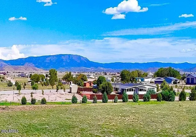 Photo 2 of Land for sale at 0 E Lodestone Dr Lot C, Prescott Valley, AZ 86315 | MLS# 7077608 | Listing updated on 2026-09-10