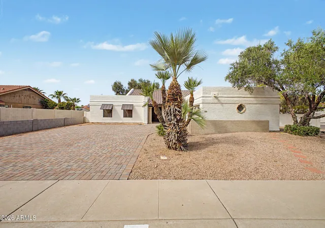 Photo 1 of Single family home for sale at 300 W Chilton St, Chandler, AZ 85225 | MLS# 7081738 | Listing updated on 2026-10-28