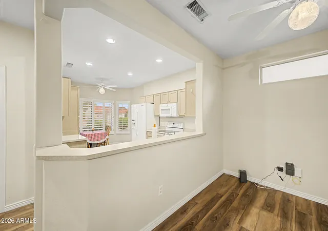 Photo 4 of Single family home for sale at 17950 N Somerset Dr, Surprise, AZ 85374 | MLS# 7078727 | Listing updated on 2026-10-27