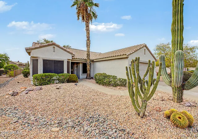 Photo 1 of Single family home for sale at 17950 N Somerset Dr, Surprise, AZ 85374 | MLS# 7078727 | Listing updated on 2026-10-27