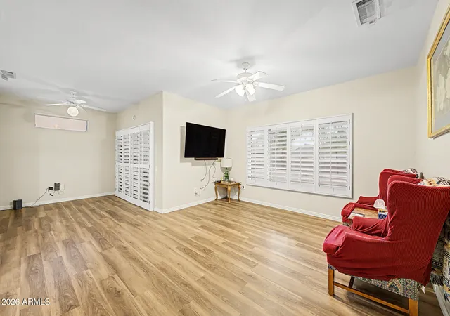 Photo 3 of Single family home for sale at 17950 N Somerset Dr, Surprise, AZ 85374 | MLS# 7078727 | Listing updated on 2026-10-27
