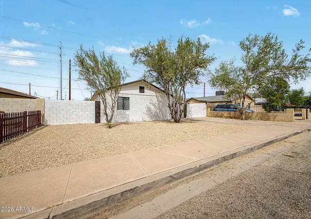 Photo 4 of Single family home for sale at 3646 W Hadley St, Phoenix, AZ 85009 | MLS# 7077855 | Listing updated on 2026-09-11
