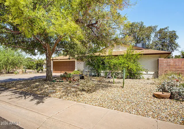 Photo 3 of Single family home for sale at 11831 N 29th Street, Phoenix, AZ 85028 | MLS# 7078181 | Listing updated on 2026-09-11