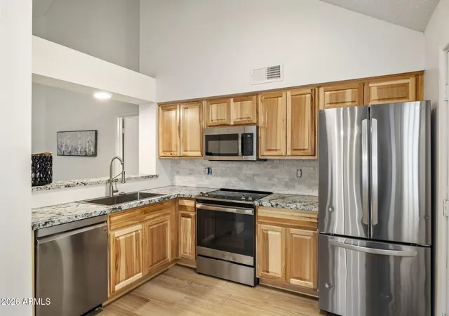 Photo 4 of Single family home for sale at 20825 N 22nd Lane, Phoenix, AZ 85027 | MLS# 7077615 | Listing updated on 2026-09-11