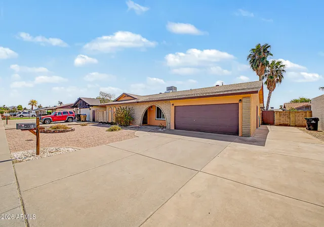 Photo 3 of Single family home for sale at 4031 W Yucca St, Phoenix, AZ 85029 | MLS# 7077742 | Listing updated on 2026-09-16