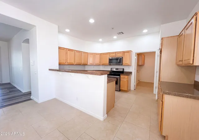 Photo 4 of Townhouse for sale at 19550 N Grayhawk Dr #2028, Scottsdale, AZ 85255 | MLS# 7077649 | Listing updated on 2026-10-01