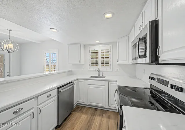 Photo 4 of Townhouse for sale at 20 S Buena Vista Ave #120, Gilbert, AZ 85296 | MLS# 7079048 | Listing updated on 2026-09-12