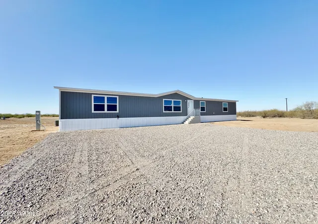 Photo 1 of Manufactured home for sale at 19115 W Dream Catcher Ln, Casa Grande, AZ 85193 | MLS# 7077668 | Listing updated on 2026-09-11