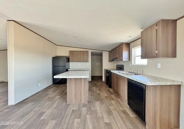 Photo 4 of Manufactured home for sale at 19115 W Dream Catcher Ln, Casa Grande, AZ 85193 | MLS# 7077668 | Listing updated on 2026-09-11