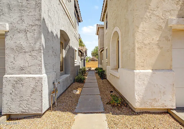 Photo 2 of Single family home for sale at 889 E Stottler Dr, Gilbert, AZ 85296 | MLS# 7078645 | Listing updated on 2026-10-06