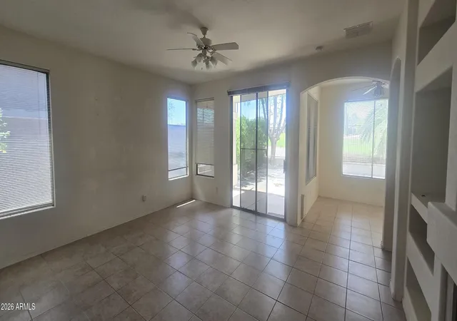 Photo 4 of Sale Pending at 29922 N Little Leaf Dr, San Tan Valley, AZ 85143 | MLS# 7077835 | Listing updated on 2026-10-09