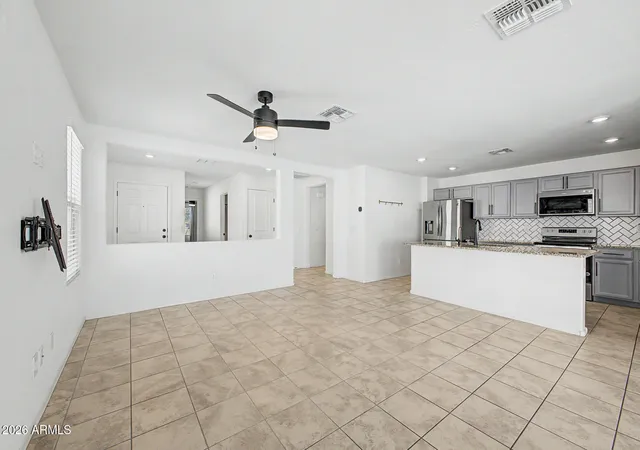 Photo 4 of Single family home for sale at 4728 S Riata St, Gilbert, AZ 85297 | MLS# 7077875 | Listing updated on 2026-09-14