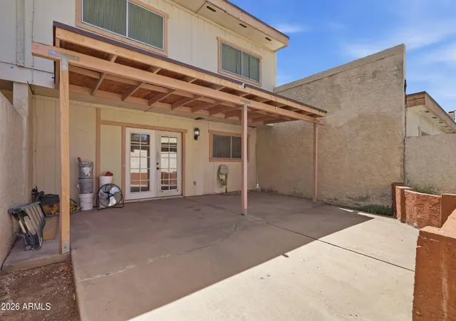 Photo 3 of Townhouse for sale at 3131 W Loma Ln, Phoenix, AZ 85051 | MLS# 7077923 | Listing updated on 2026-09-11