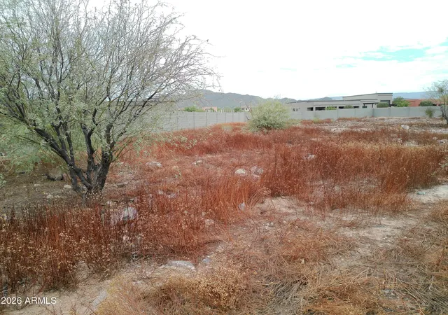 Photo 2 of Sale Pending at 2615 W Fernwood Dr #1, Phoenix, AZ 85086 | MLS# 7077792 | Listing updated on 2026-09-14