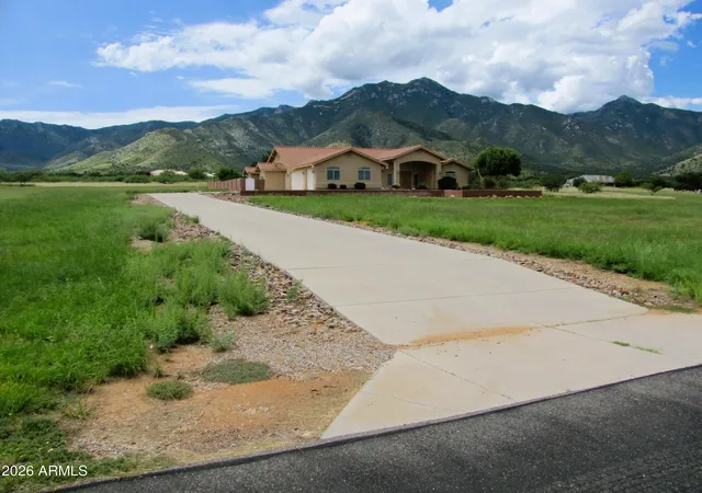 Photo 3 of Single family home for sale at 9292 S Lippizan Pl, Hereford, AZ 85615 | MLS# 7077877 | Listing updated on 2026-09-11