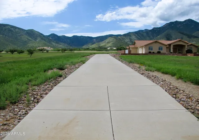 Photo 4 of Single family home for sale at 9292 S Lippizan Pl, Hereford, AZ 85615 | MLS# 7077877 | Listing updated on 2026-09-11