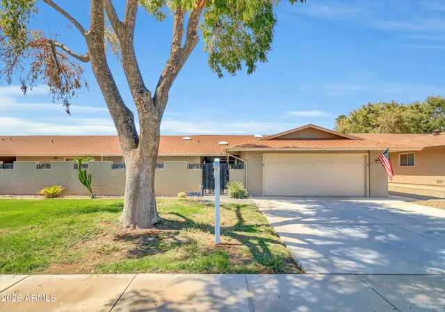 Photo 1 of Townhouse for sale at 18414 N 104th Avenue, Sun City, AZ 85373 | MLS# 7078989 | Listing updated on 2026-09-12