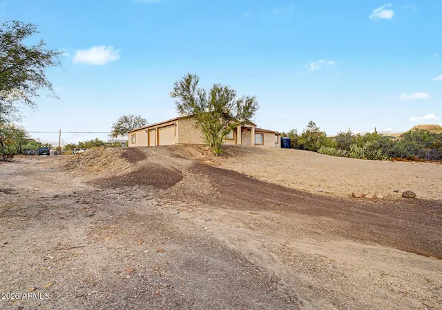 Photo 3 of Single family home for sale at 2402 W Roughrider Rd, New River, AZ 85087 | MLS# 7079062 | Listing updated on 2026-09-12