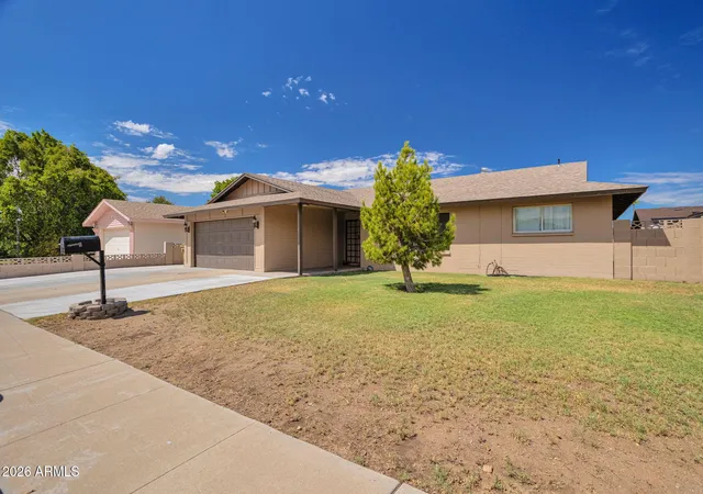 Photo 2 of Single family home for sale at 6748 W Vermont Ave, Glendale, AZ 85303 | MLS# 7078212 | Listing updated on 2026-09-14