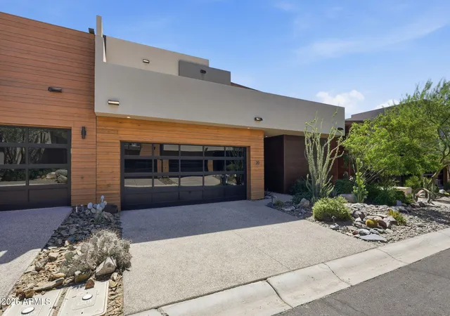Photo 2 of Townhouse for sale at 6525 E Cave Crk Rd #20, Cave Creek, AZ 85331 | MLS# 7078751 | Listing updated on 2026-09-13