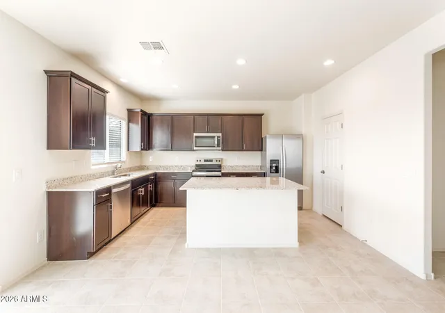 Photo 3 of Single family home for sale at 16560 N Ibis Way, Maricopa, AZ 85138 | MLS# 7077944 | Listing updated on 2026-09-11