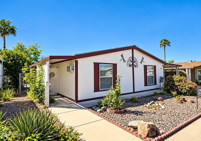 Photo 3 of Manufactured home for sale at 245 S 56th Street #17, Mesa, AZ 85206 | MLS# 7078107 | Listing updated on 2026-09-12