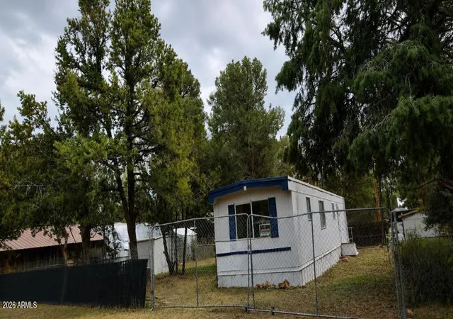 Photo 2 of Manufactured home for sale at 2061 Pine Lake Dr, Overgaard, AZ 85933 | MLS# 7078694 | Listing updated on 2026-09-11