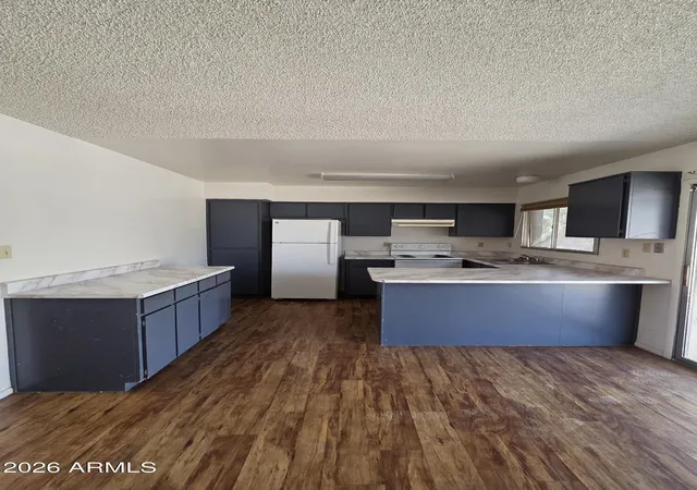 Photo 3 of Sale Pending at 3740 W Redfield Rd, Phoenix, AZ 85053 | MLS# 7078060 | Listing updated on 2026-09-17
