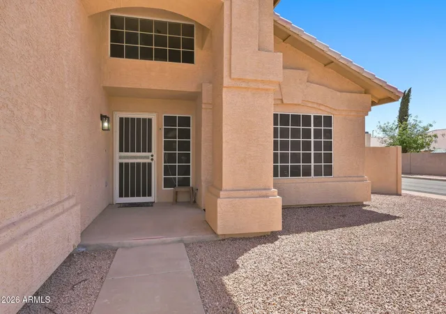 Photo 4 of Single family home for sale at 4201 E Stanford Ave, Gilbert, AZ 85234 | MLS# 7078771 | Listing updated on 2026-09-14