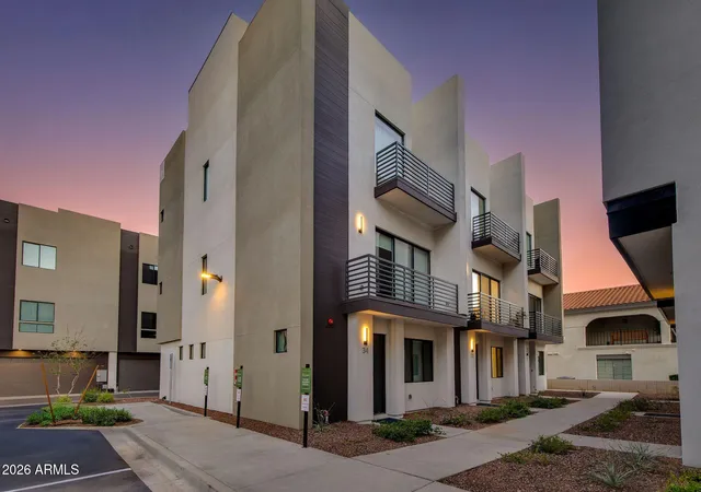 Photo 3 of Townhouse for sale at 4220 N 32nd Street #17, Phoenix, AZ 85018 | MLS# 7079293 | Listing updated on 2026-09-14
