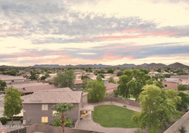 Photo 3 of Sale Pending at 30263 N Bobcat Way, San Tan Valley, AZ 85143 | MLS# 7078082 | Listing updated on 2026-10-07