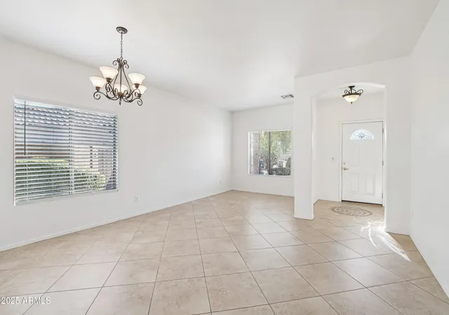 Photo 3 of Sale Pending at 30263 N Bobcat Way, San Tan Valley, AZ 85143 | MLS# 7078082 | Listing updated on 2026-10-07