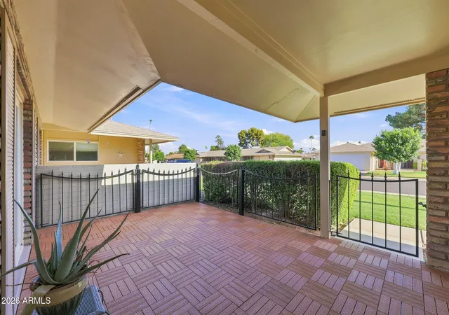 Photo 4 of Townhouse for sale at 10734 W Hatcher Rd, Sun City, AZ 85351 | MLS# 7078091 | Listing updated on 2026-09-14