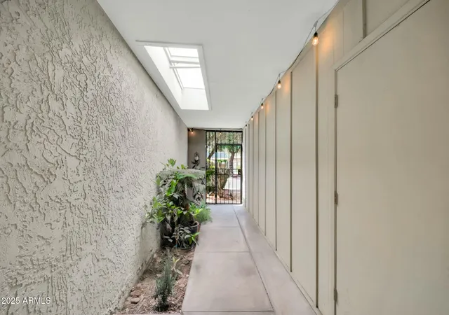 Photo 3 of Townhouse for sale at 1924 W Belmont Ave, Phoenix, AZ 85021 | MLS# 7078130 | Listing updated on 2026-09-20
