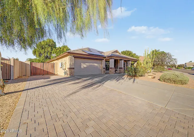 Photo 4 of Sale Pending at 2070 E Fairview St, Chandler, AZ 85225 | MLS# 7079119 | Listing updated on 2026-09-16