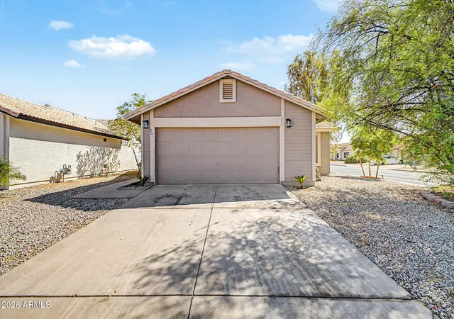 Photo 1 of Single family home for sale at 1701 E Carter Rd, Phoenix, AZ 85042 | MLS# 7078698 | Listing updated on 2026-09-15