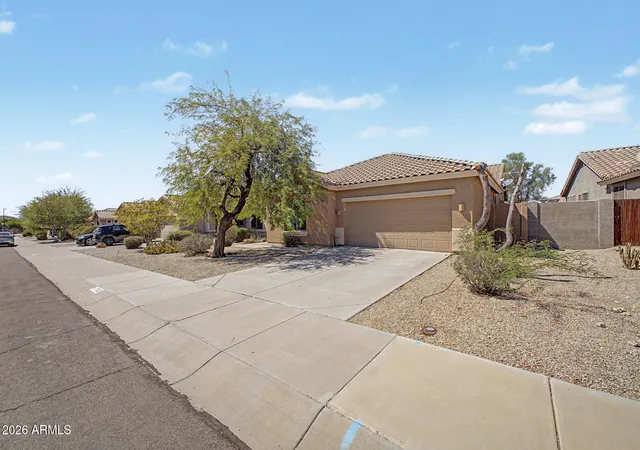 Photo 3 of Single family home for sale at 17522 W Lavender Ln, Goodyear, AZ 85338 | MLS# 7078172 | Listing updated on 2026-10-05