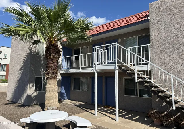 Photo 2 of Townhouse for sale at 1001 N 9th Street, Phoenix, AZ 85006 | MLS# 7078296 | Listing updated on 2026-09-15